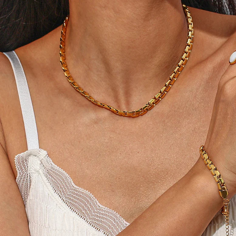 Isadora Necklace